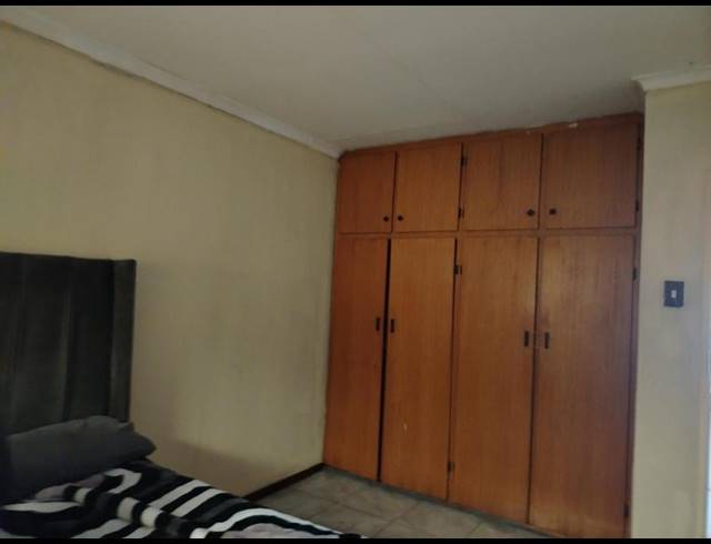 2 BEDROOM TOWNHOUSE FOR SALE IN PENINA PARK